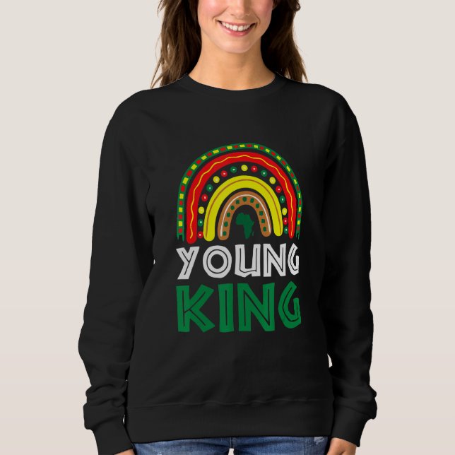Manar Young Kung African American Rainbow Black T Shirt (Framsida)