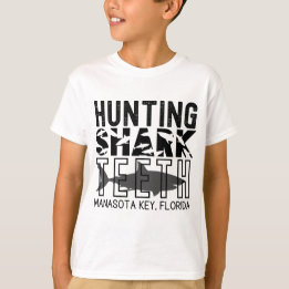 Manasota Nyckel Florida (Hunting Shark Teeth) T Shirt