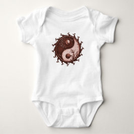 Månbelyst balans – Yin Yang av evigt ljus. T Shirt