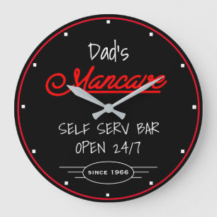 Mancave Red Script Pappa om Namn Black Pub Stor Klocka