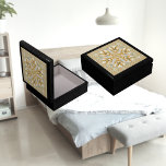 Mandala 1 Wooden Jewelry Keepsakbox Minnesask<br><div class="desc">En söt,  färglös mandala,  digitalt skapat. En perfekt mandala mönster-design för vuxnor och barn på många trendig!</div>