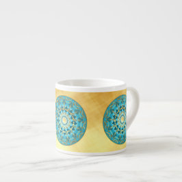 Mandala blå guld på mjuk guld bakgrund espressomugg