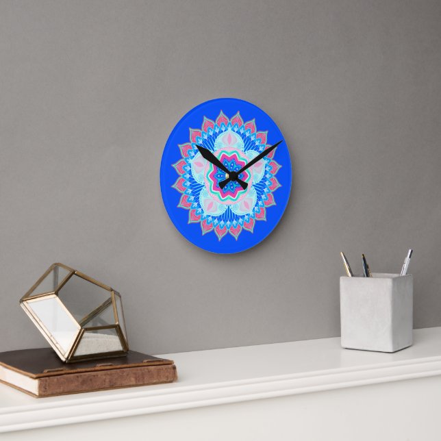 Mandala Blå Rosa på Blå Bakgrund Rund Klocka (Kontor)
