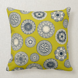 mandala cirkusfläck chartreuse kudde