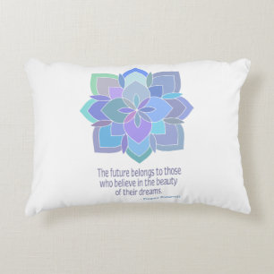Mandala Eleanor Roosevelt Beauty Quote Prydnadskudde
