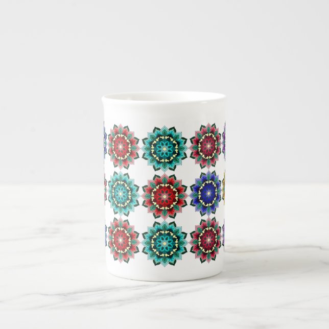 Mandala i olika färg benporslin mugg (Framsidan)