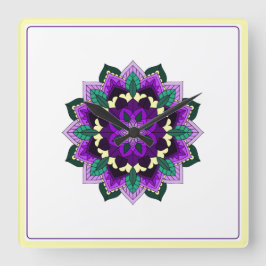 Mandala in purple fyrkantig klocka