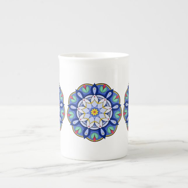 Mandala Mönster 01 Benporslin Mugg (Framsidan)