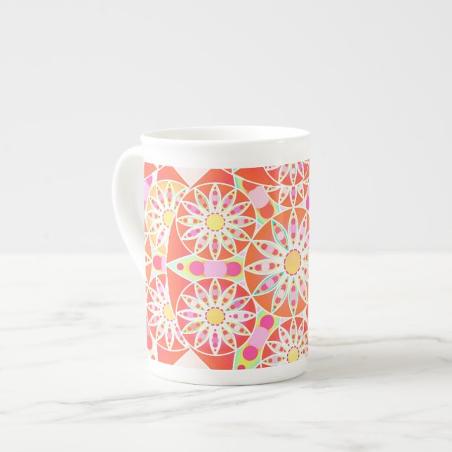 Mandala mönster, korallrött, rosa, guld benporslin mugg (Framsida vänster)