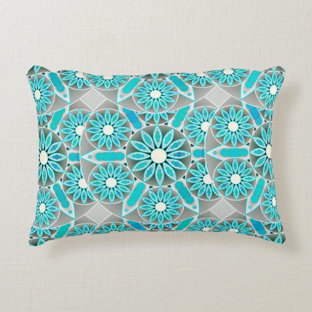 Mandala mönster, turkos, silver grått och vitt prydnadskudde (Framsidan)