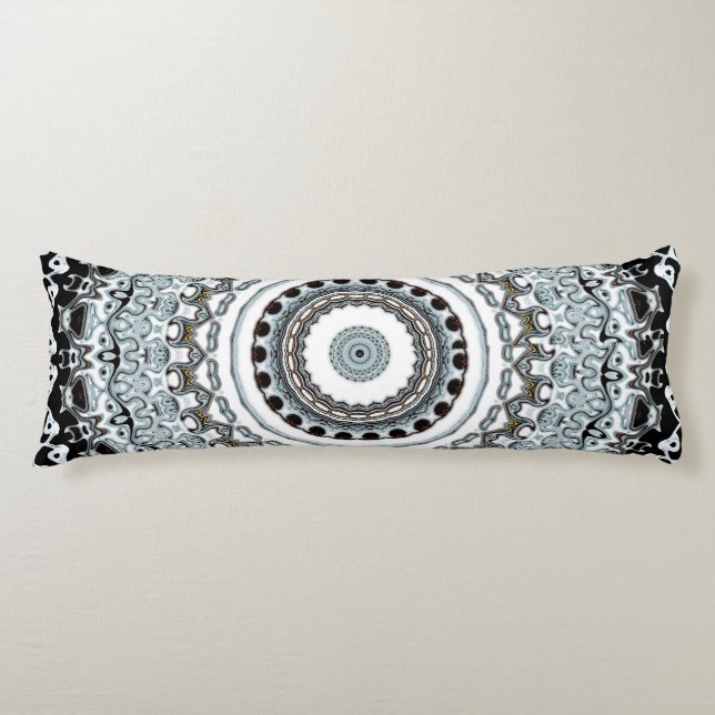 Mandala monsters 2 kroppskudde (Framsidan)