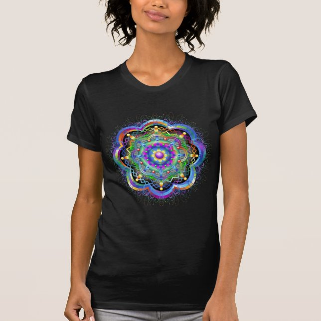Mandala Universum Färger Tee Shirt (Framsida)