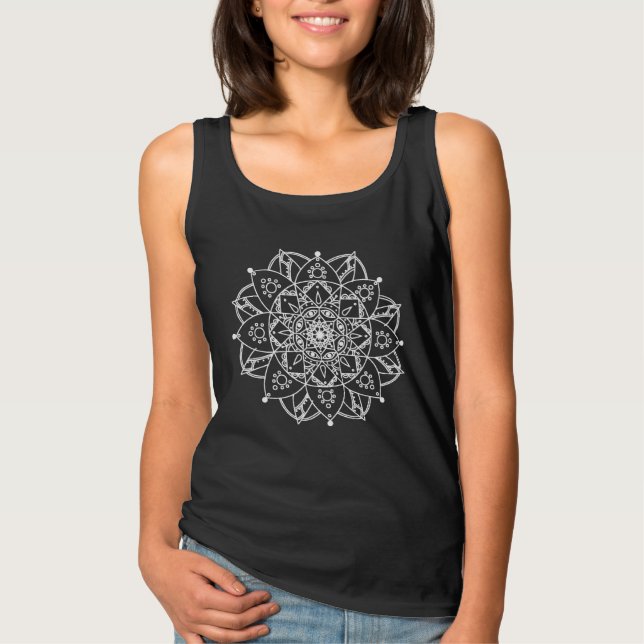 Mandala white t shirt (Framsida)