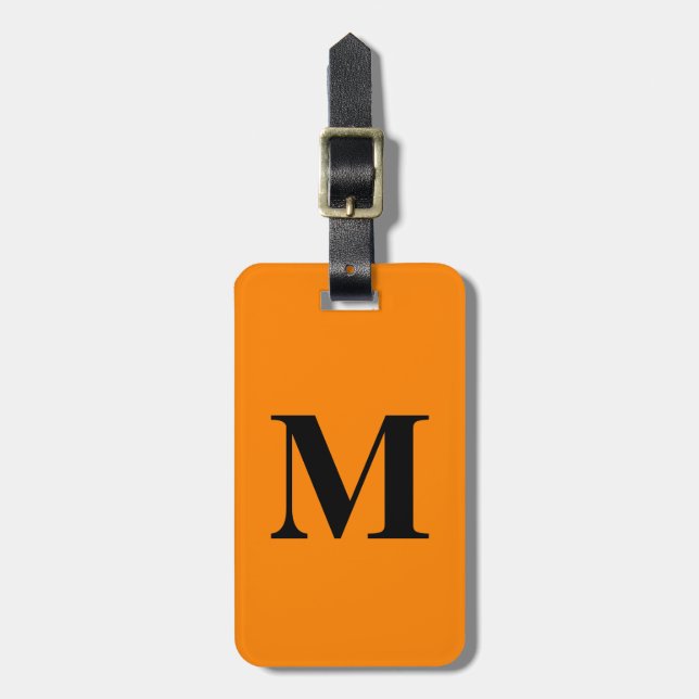 Mandarin Orange Svart Monogram Namn Gåva 2024 Bagagebricka (Vertikal Framsida)