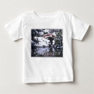 Måne Bridge & Pond i vinter   Seattle, Washington T Shirt