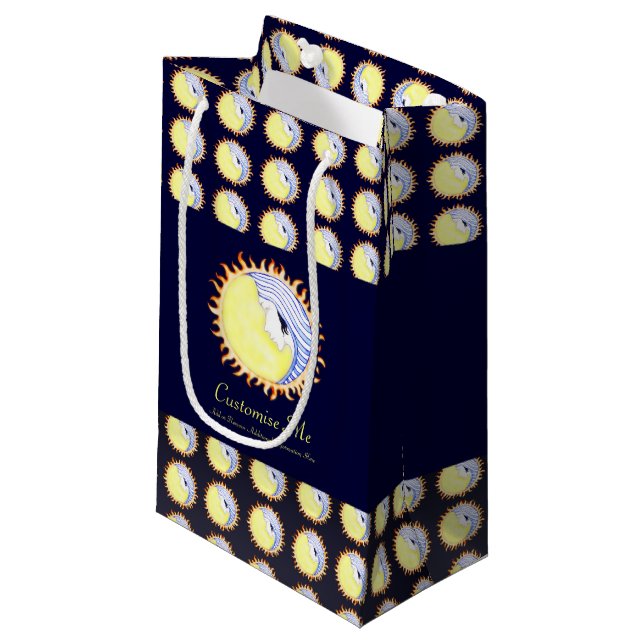 Måne Goddess (Framsidan Vinklad)