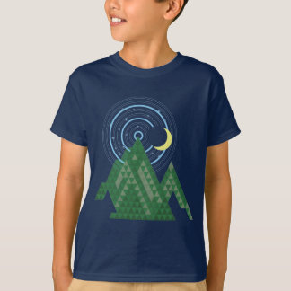 måne i himlar i bergsområdet t shirt
