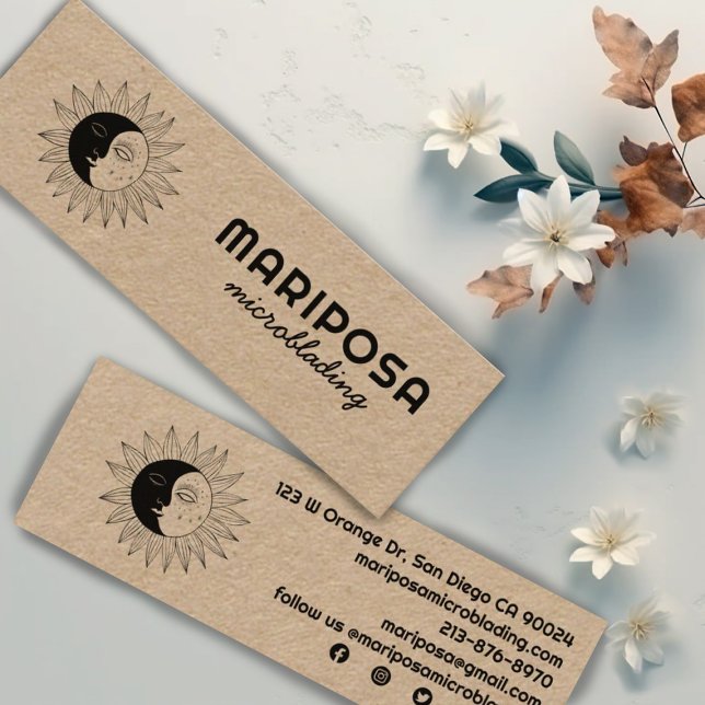 Måne & Sol Elegant Esthetician Beauty Salon Kraft Mini Visitkort (Sweet moon and sun illustration on these custom kraft paper business cards. Social media icons too!)