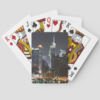 Måne stiger över New York. Casinokort