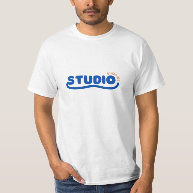 Måne Studio Logotyp Typography Art T Shirt (Framsida)