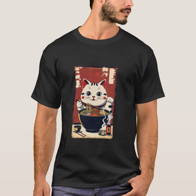 Maneki Neko Lucky Ramen Soppa Katt Lucky Charm T Shirt (Framsida)