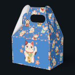 Maneki Neko Lyckliga Katter Presentaskar<br><div class="desc">Dela glädje och lycka med dessa japanska Maneki Neko-presentlådor. Med ett handritat lyckligt kattemönster är de perfekta för bröllop,  födelsedagar och festliga firanden.</div>