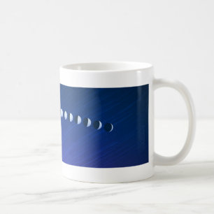 Månen arrangerar gradvis kaffemugg