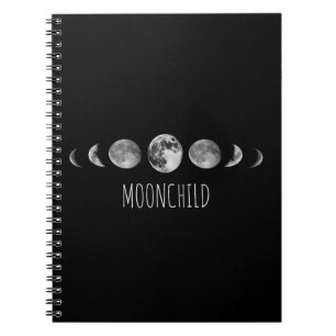 Månen arrangerar gradvis * Moonchild Anteckningsbok Med Spiral