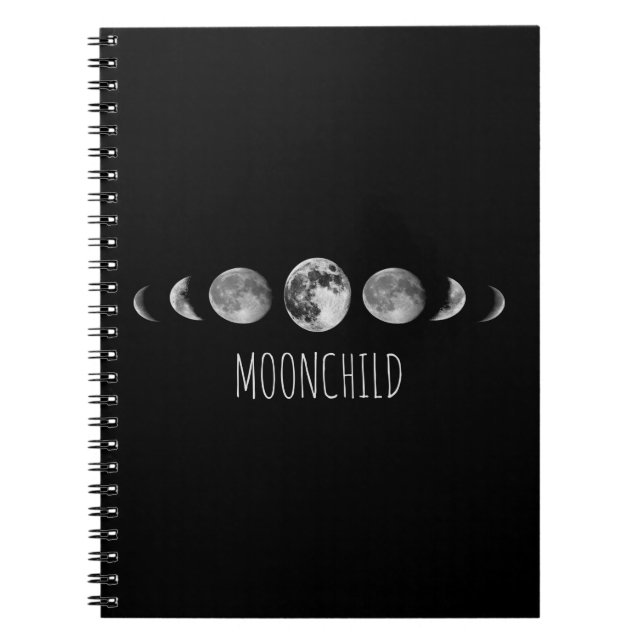 Månen arrangerar gradvis * Moonchild Anteckningsbok Med Spiral (Framsidan)