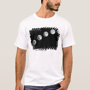 Månen arrangerar gradvis tee