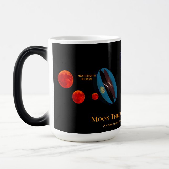 Månen Genom Multiversum Magisk Mugg (Vänster)