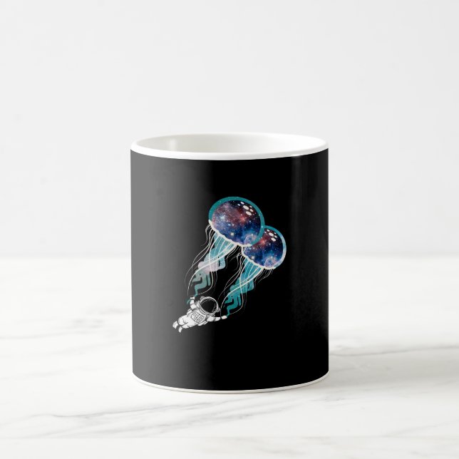 Manet för rymden för Nebulagalaxastronaut Kaffemugg (Center)