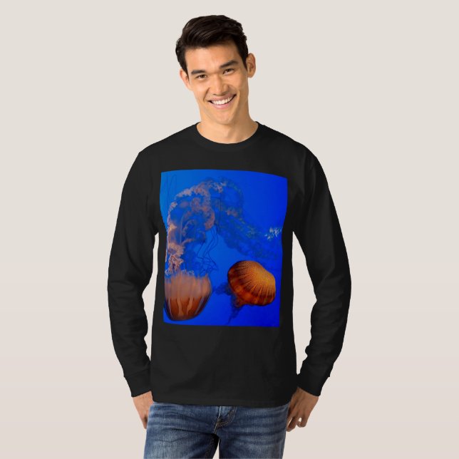 Manett-skjorta Tee Shirt (Hel framsida)