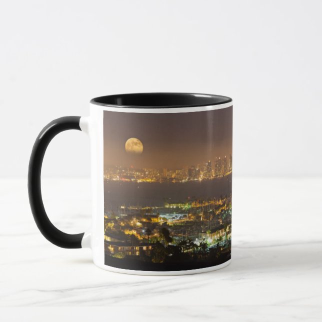 Måneuppgång över San Diegos skyline Mugg (Vänster)