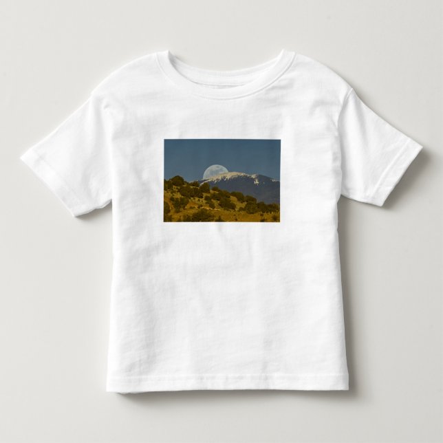 Måneuppgång över Sangre de Cristo-bergen, Tee Shirt (Framsida)