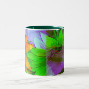 Mång--färgade solrosor för muggkaffe mugg