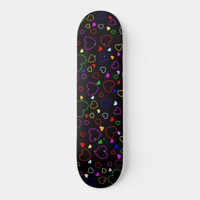Många färgstarka hörn på svart skateboard (Framsida)