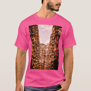 Många hem i ett Ram T Shirt