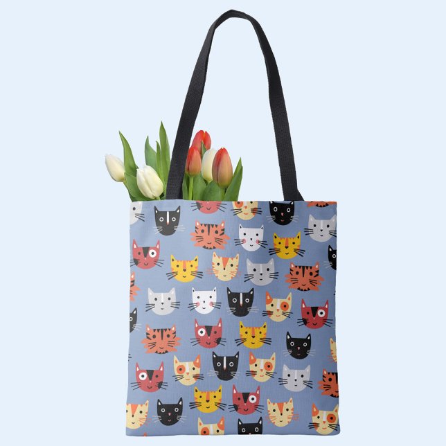 Många katter tygkasse (Lots of adorable cats smile at you from this fun and whimsical bag)