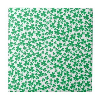 Många Shamrocks Kakelplatta