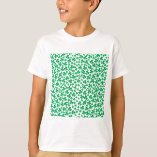 Många Shamrocks Tee Shirt