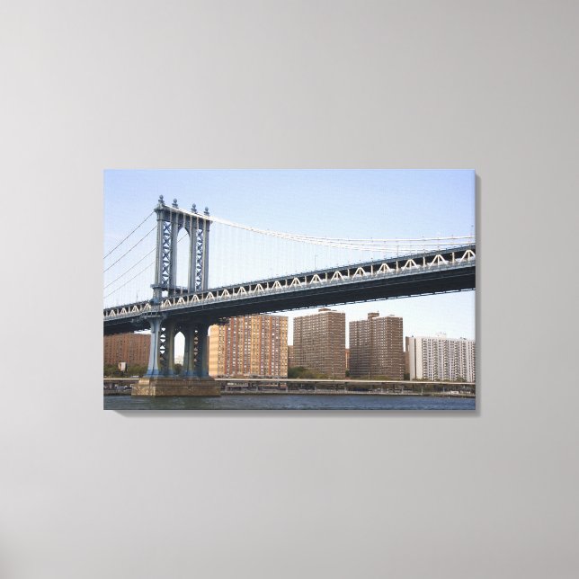 Manhattan Bridge som spänner över East River Canvastryck (Framsida)