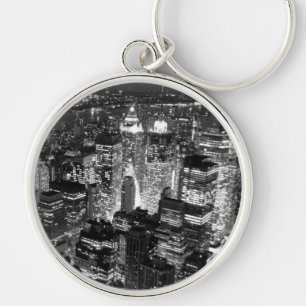 Manhattan New York City Night Black & White Rund Silverfärgad Nyckelring