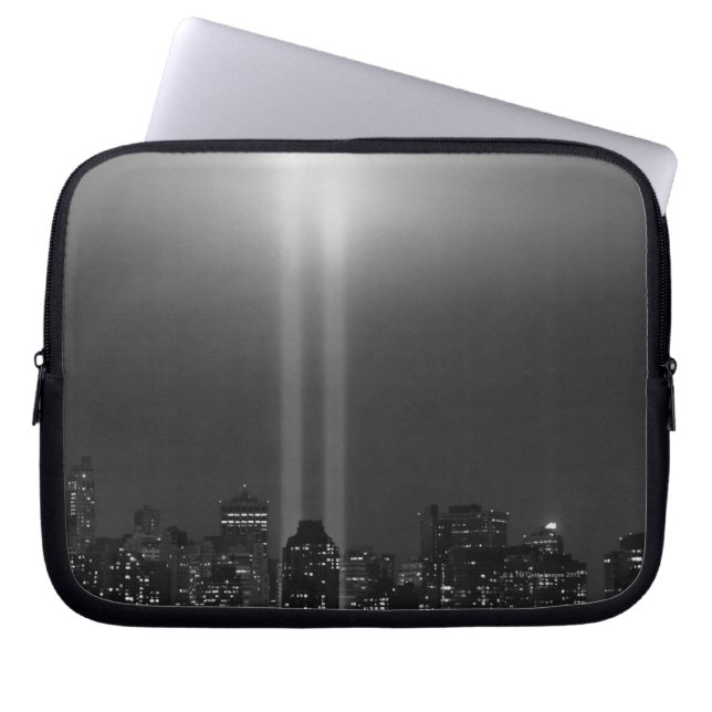 Manhattan skyline med 9/11, New York City Laptop Sleeve (Framsidan)