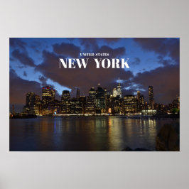 Manhattan Skyline på natten - New York Poster