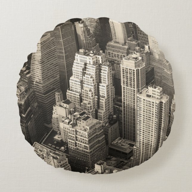 Manhattan skyline, svart och vitt flyg. rund kudde (Framsidan)