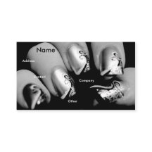 Manicuristnaglar i svart & vit mig