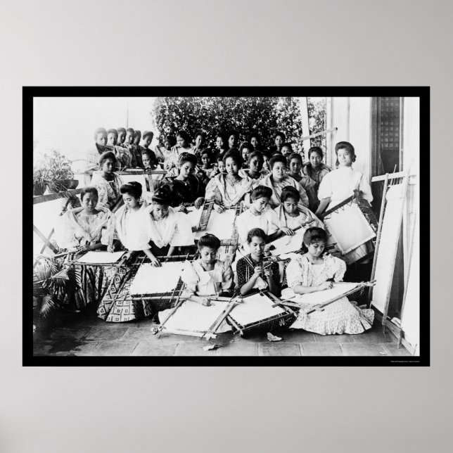 Manila Embroidery Class 1901 Poster (Framsidan)