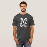 Manligt namn Initialer Brudgum Bröllop Grå T Shirt<br><div class="desc">Klassisk, enkel, Bröllop, namn t-shirt. Perfekt för best man. Personalisera den med din initial och namn.</div>