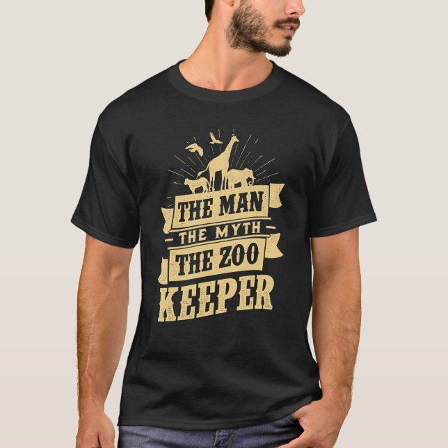Mannen myten djurparken håller djurskölden. t shirt (Framsida)